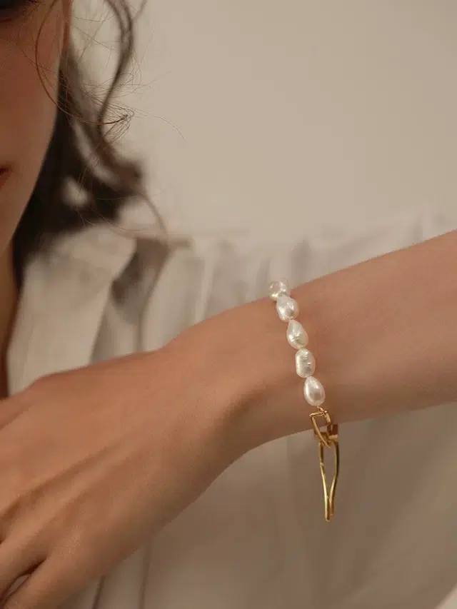 Браслет «Golden Pearl» 5 Браслет «Golden Pearl» с золотым покрытием и жемчугом
