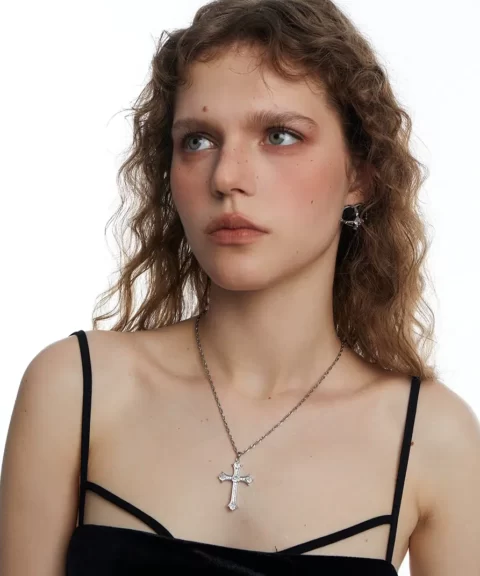 Колье с подвеской Crucifix Gothic — изображение 3