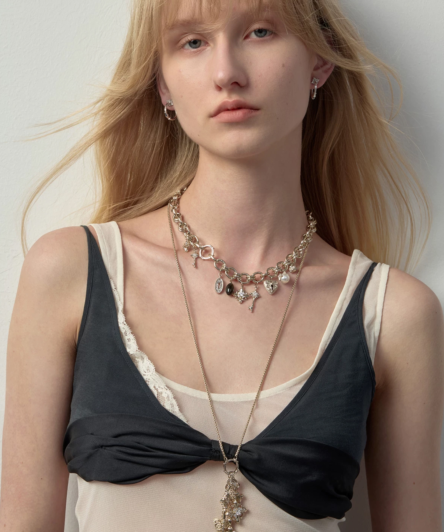 Колье Iris Charm Collar 2 Колье Iris Charm Collar — изображение 2
