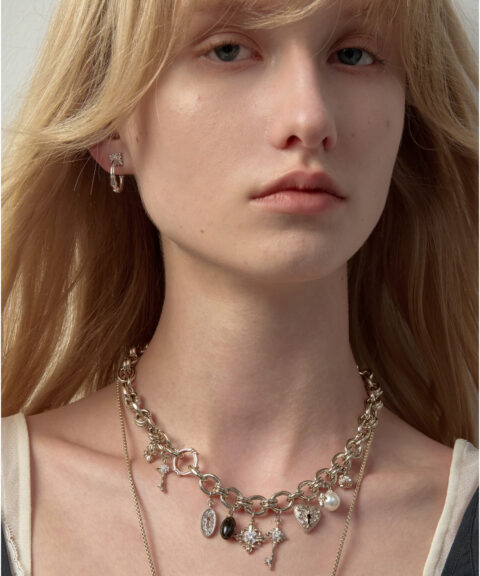 Колье Iris Charm Collar 8 Колье Iris Charm Collar — изображение 4